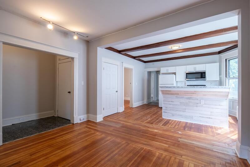 433 Hamilton St - Photo 5 of 26