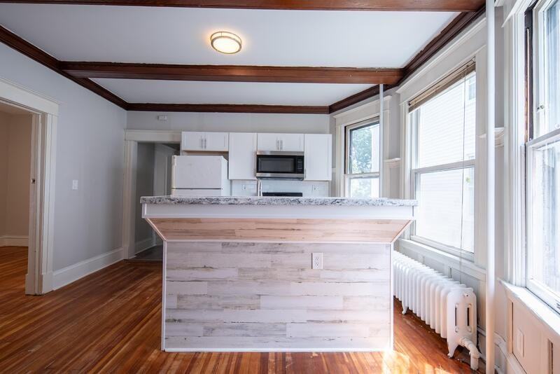 433 Hamilton St - Photo 7 of 26