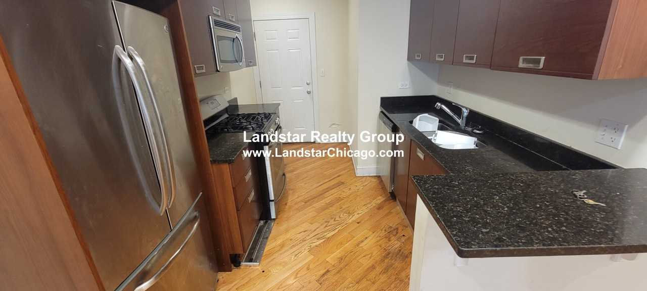 2250 W Morse Ave #2 - Photo 3 of 13