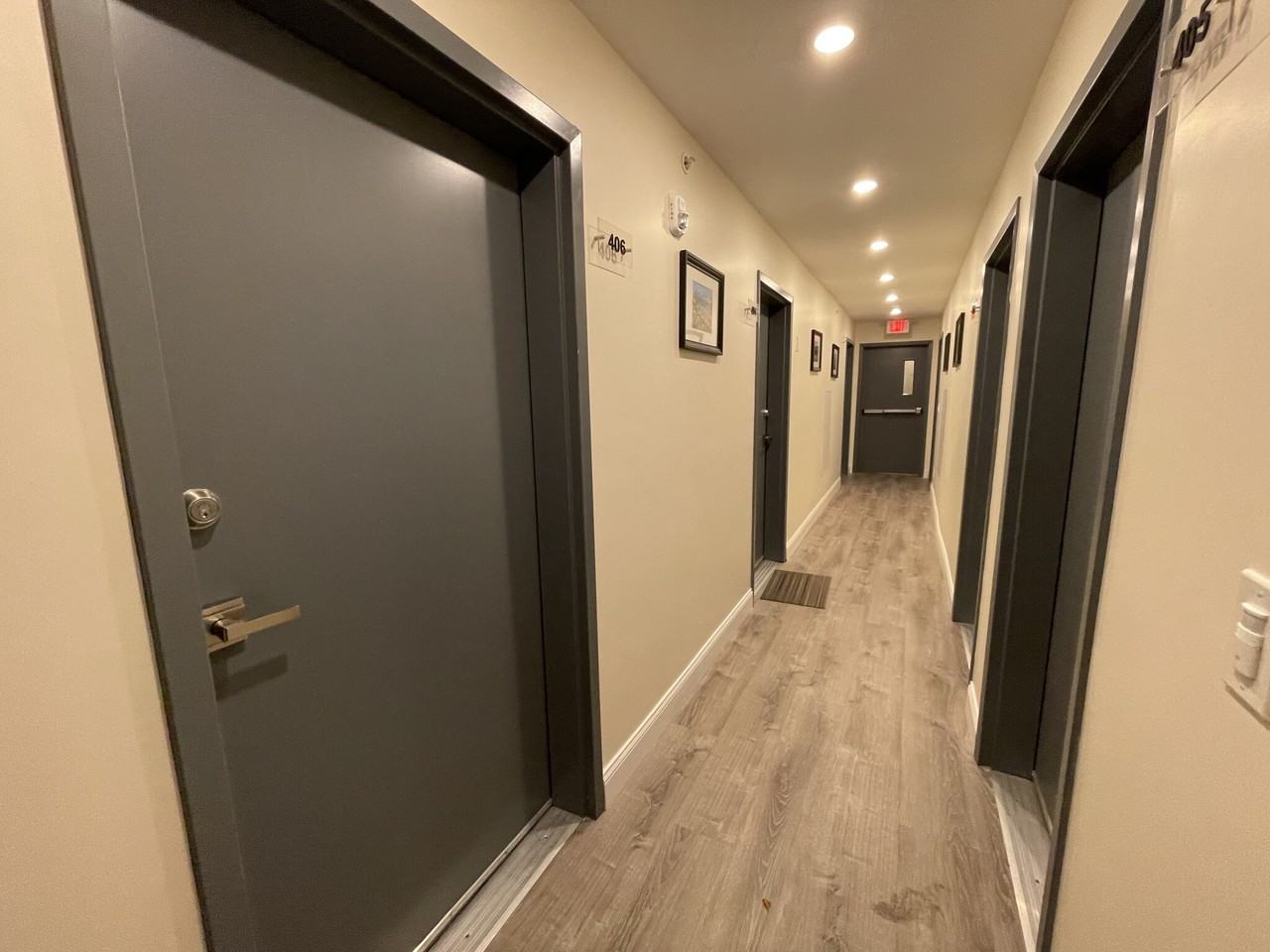 Commonwealth Ave #302 - Photo 4 of 7