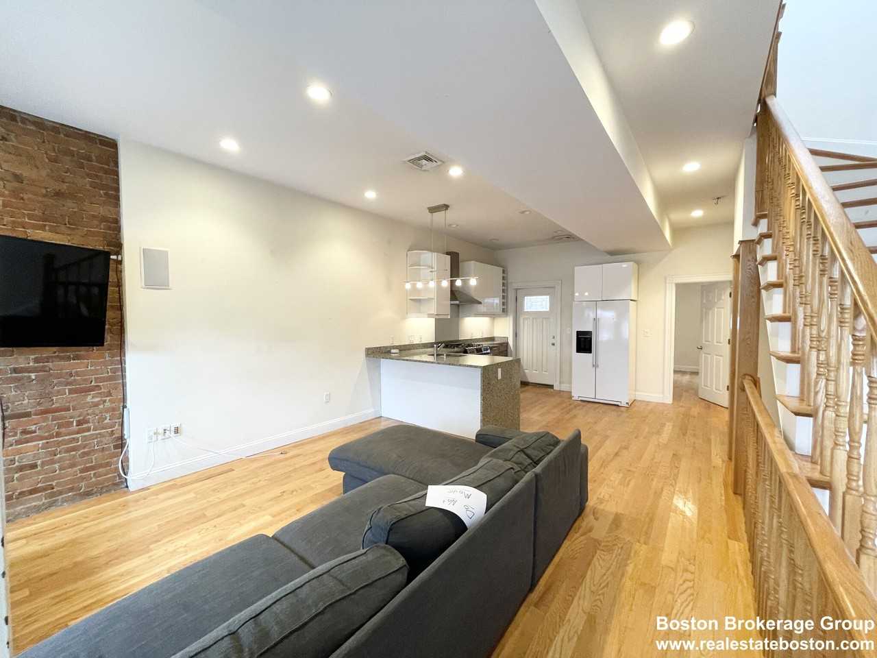 98 L St - Photo 4 of 16