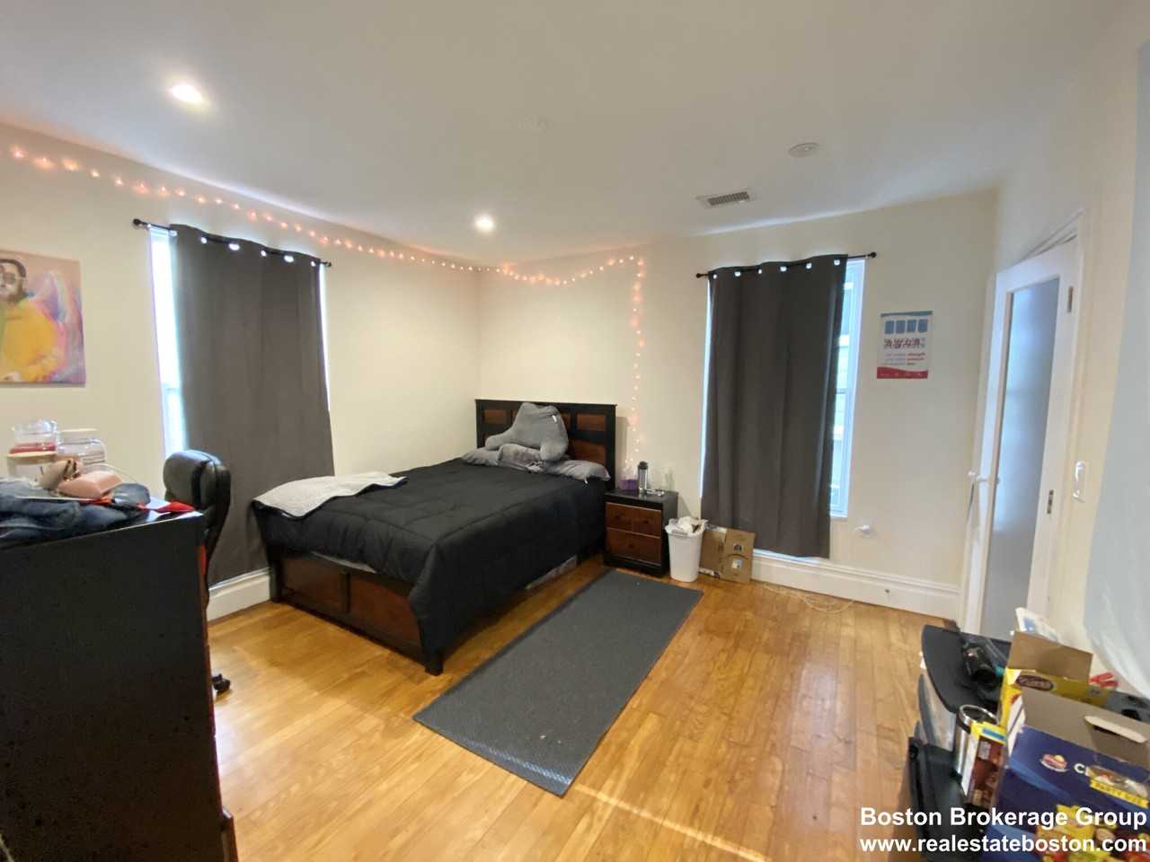 92 Cedar St #3 - Photo 3 of 13