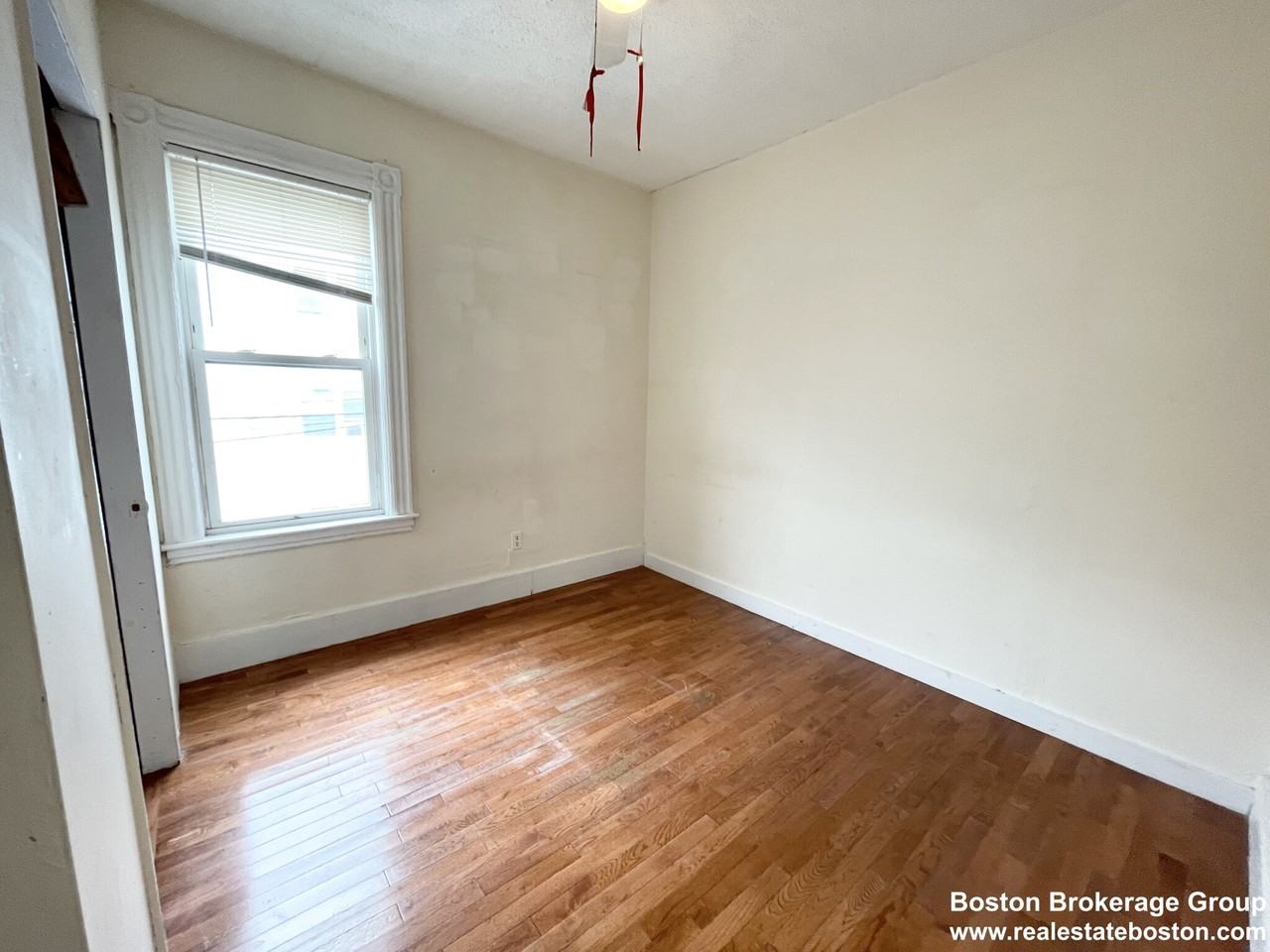 45 Crescent Ave #2 - Photo 7 of 10