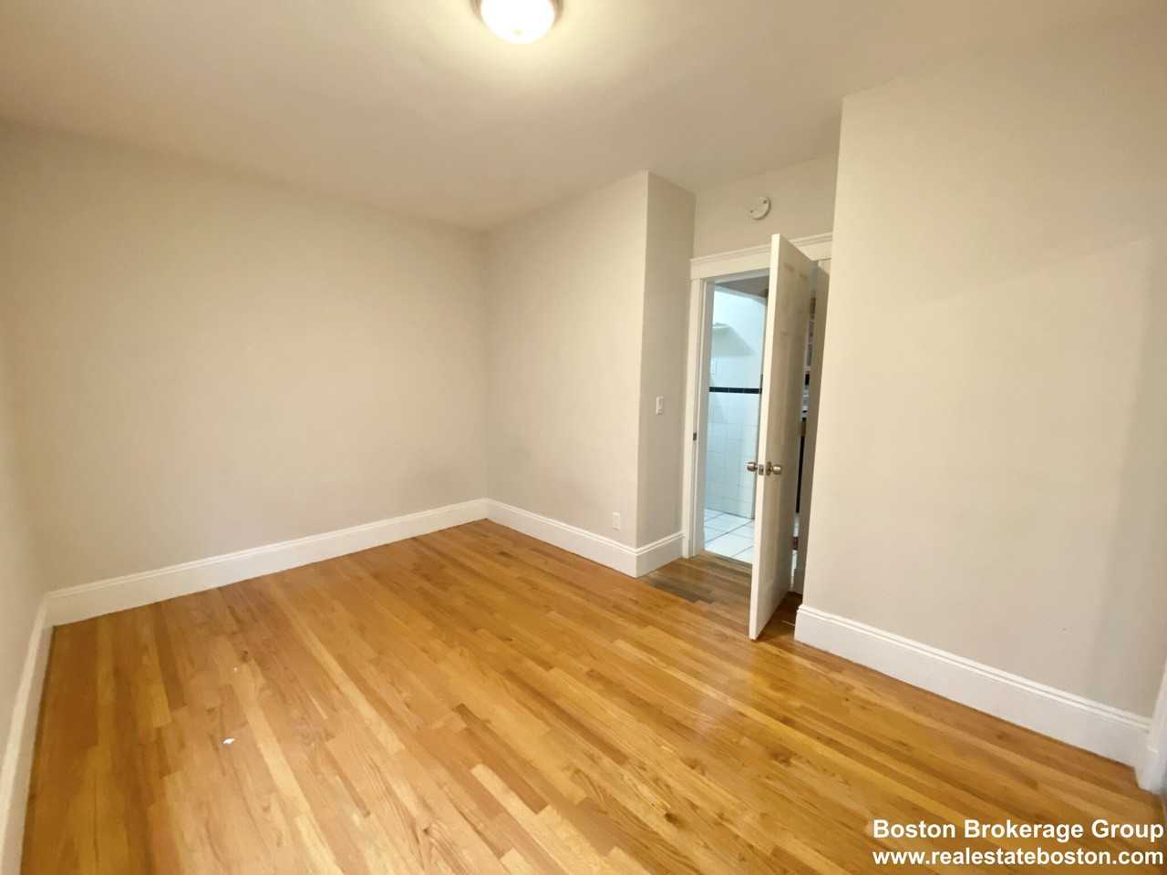 40 Sudan St #2 - Photo 6 of 12