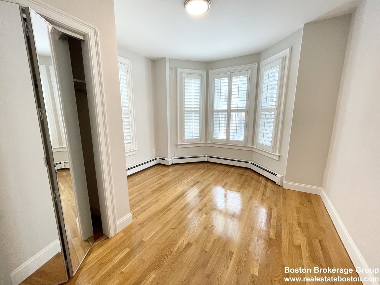 130 P St #1 - Photo 3 of 12