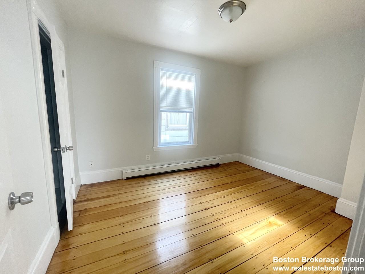22 Howell St #3 - Photo 6 of 9