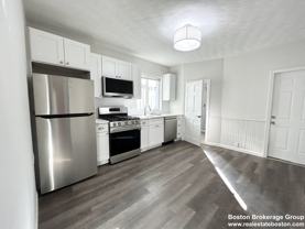 153 E Cottage St #1 - Photo 1 of 1