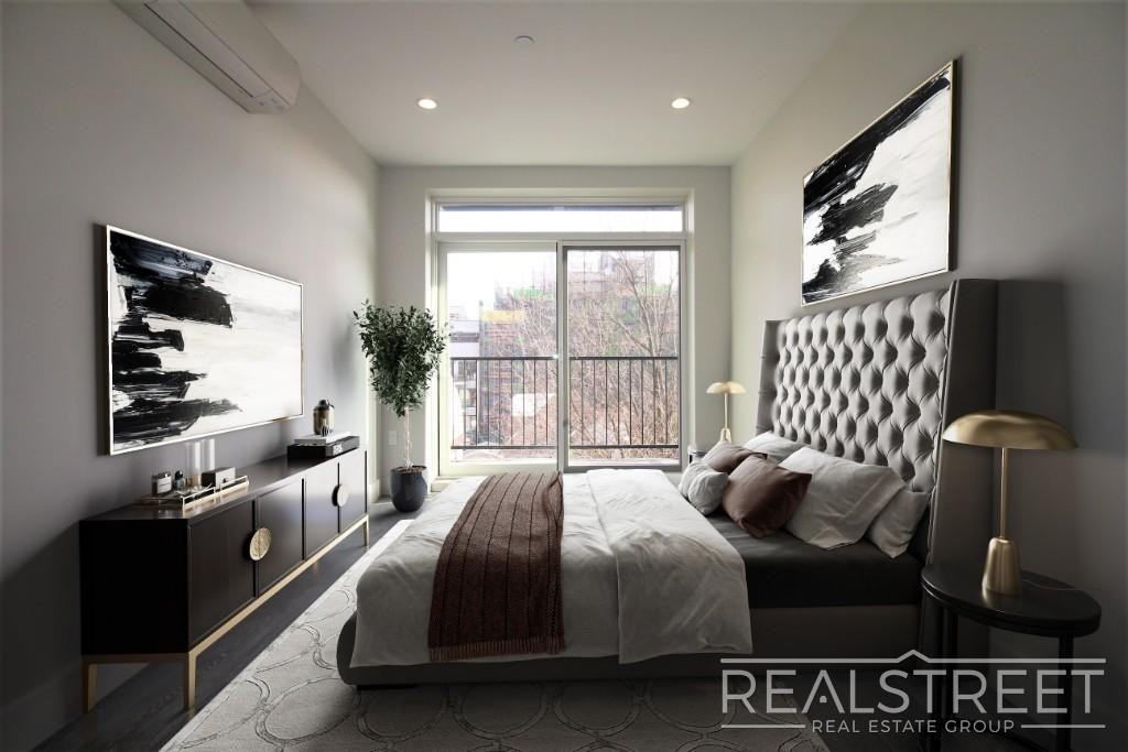 730 E 32nd St #5B - Photo 3 of 8