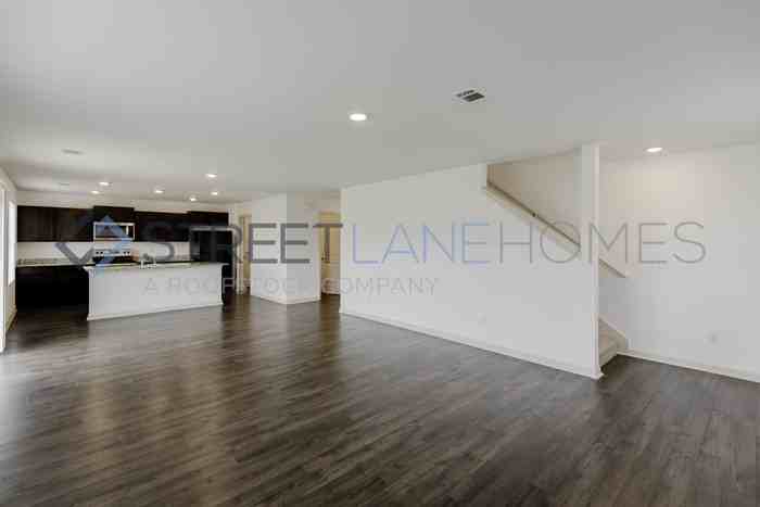 9300 Cotton Field Cir - Photo 3 of 28