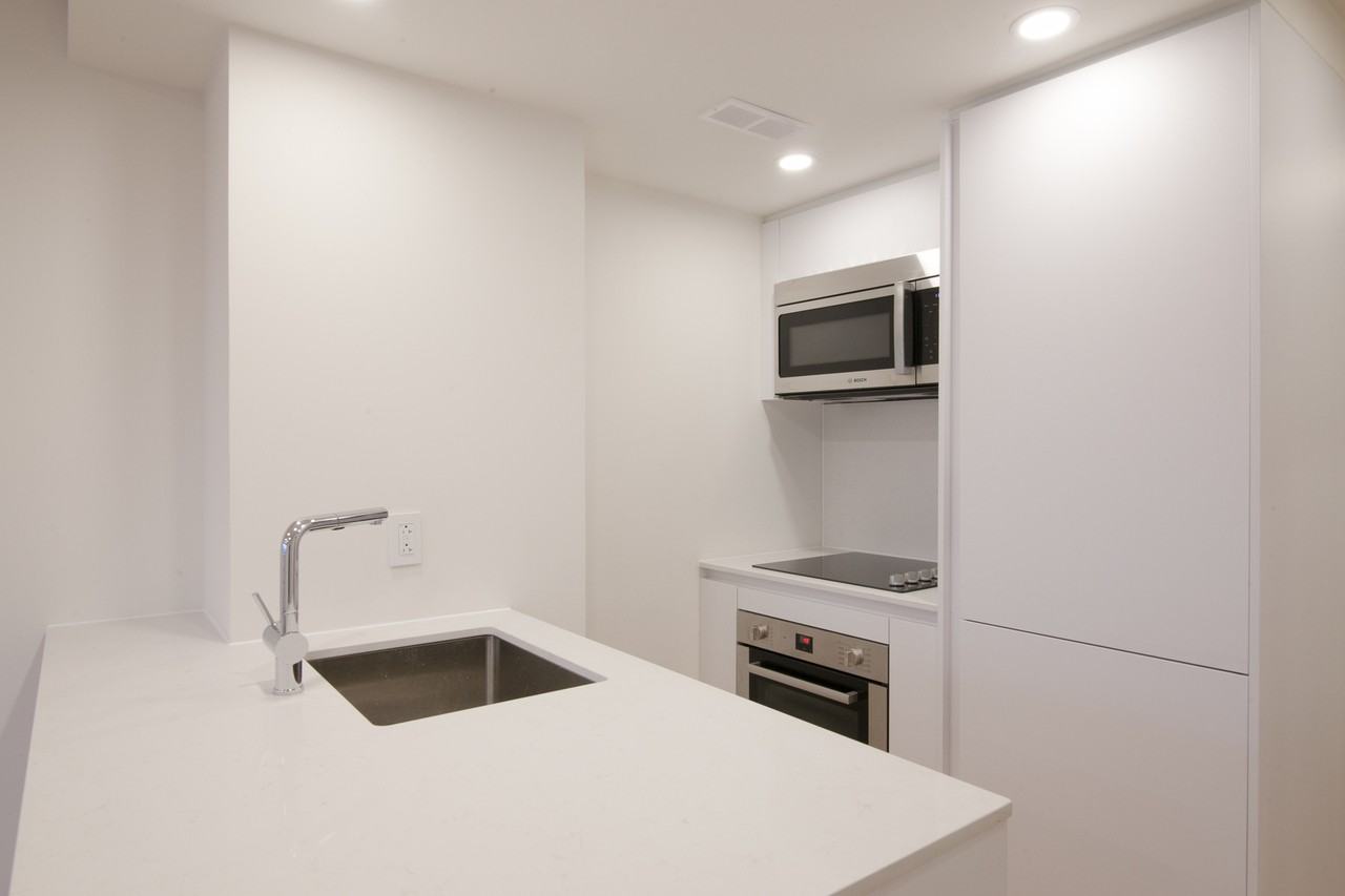 3460 Rue Durocher - Photo 2 of 50