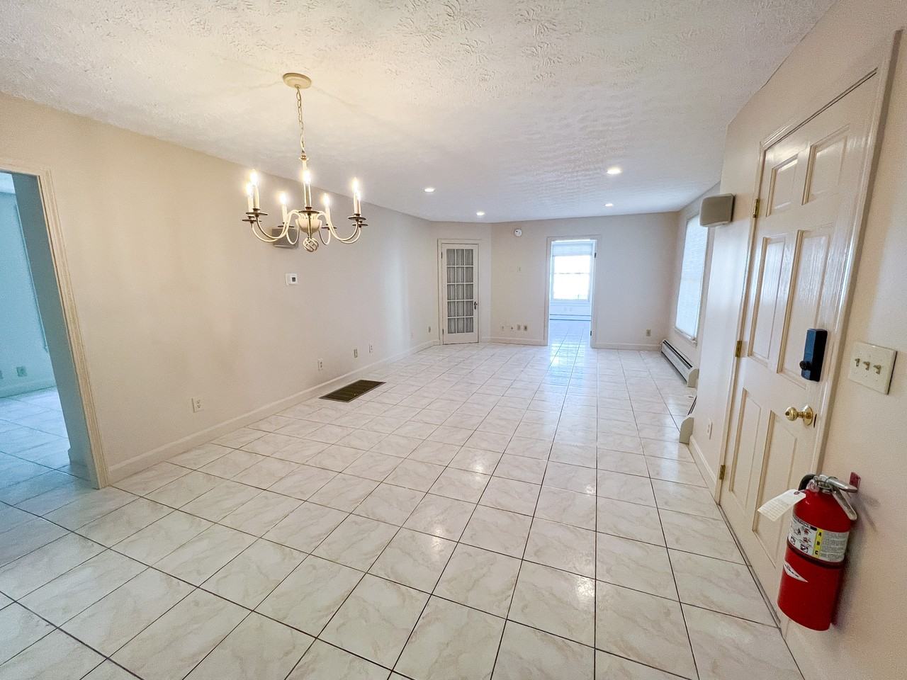 162 Reed St #1 - Photo 3 of 15