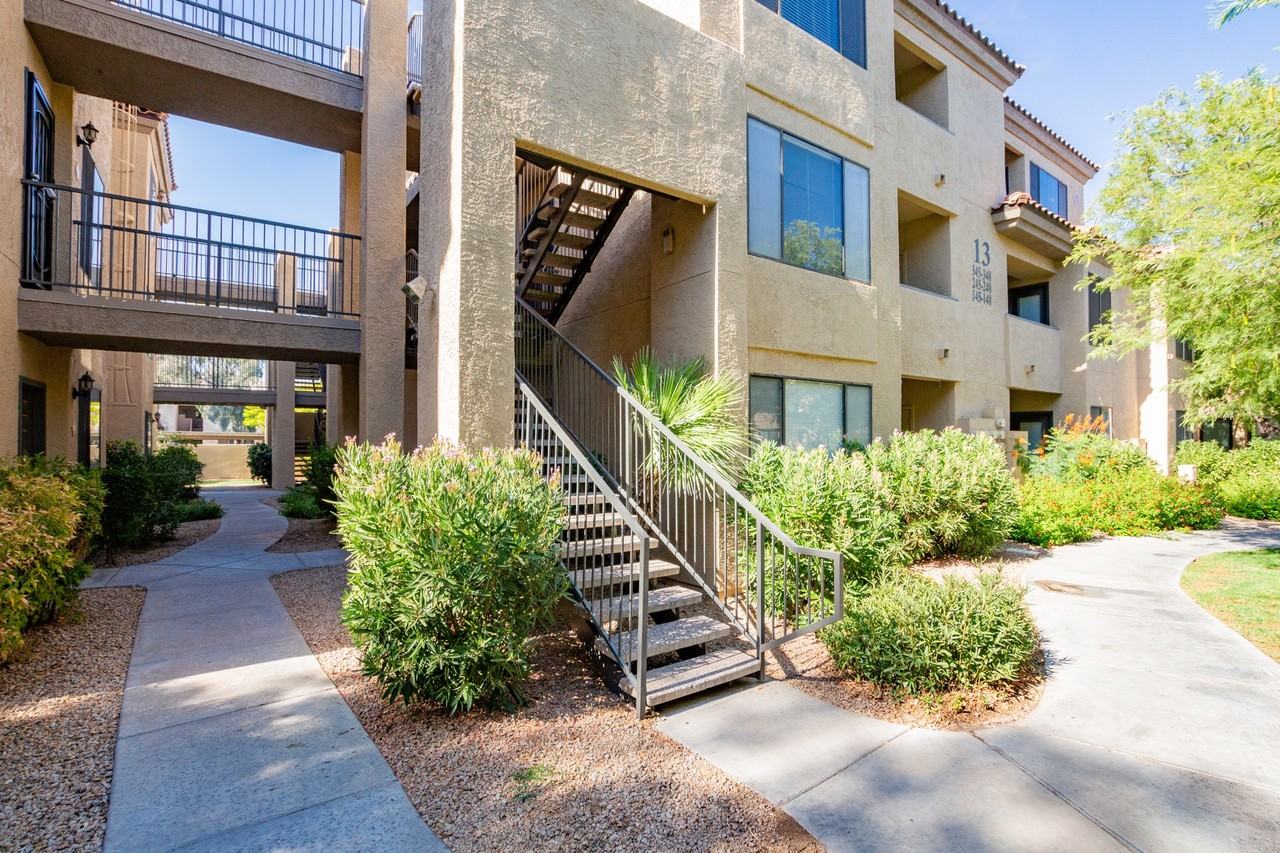 4925 East Desert Cove Avenue #248