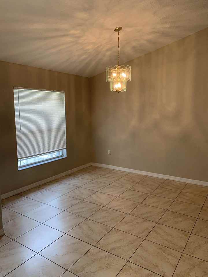 1251 Creekview Ct #1 - Photo 2 of 10