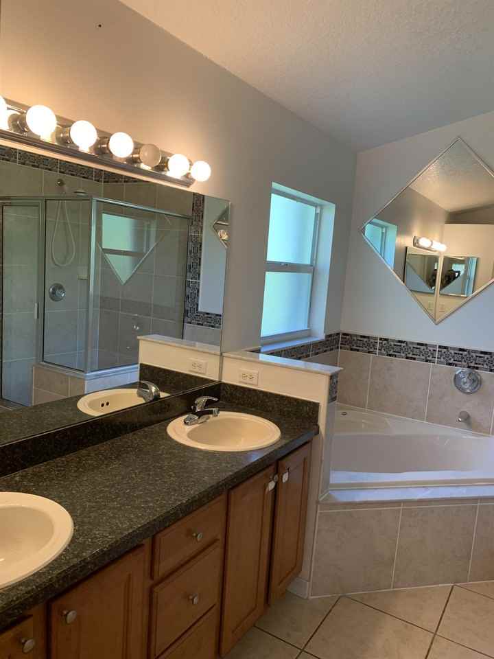 1251 Creekview Ct #1 - Photo 6 of 10