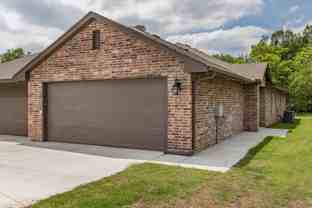 437 Chalk Hill Ct #1 - Photo 1 of 1