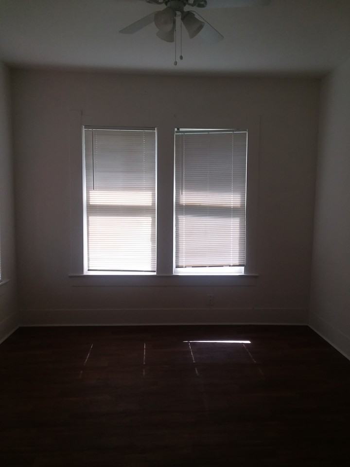 575 Campus St #1 - Photo 5 of 5