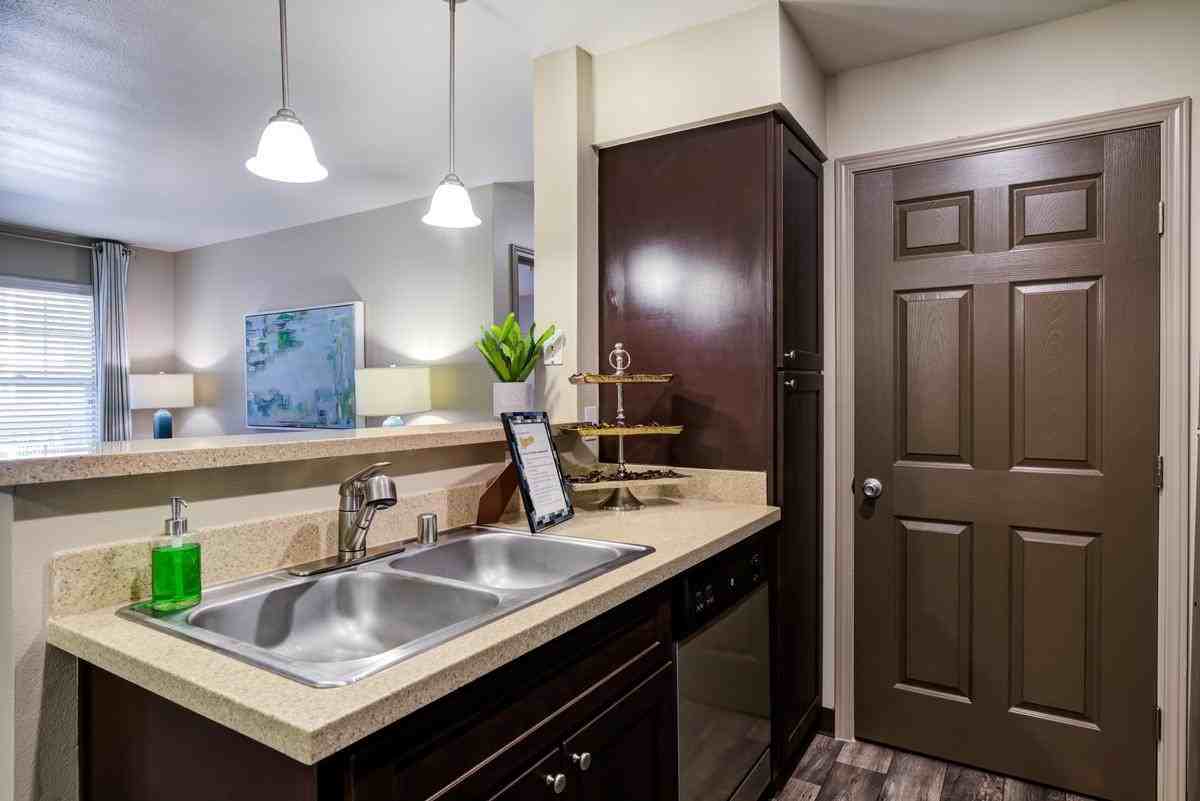 22626 Ne Inglewood Hill Rd - Photo 3 of 6