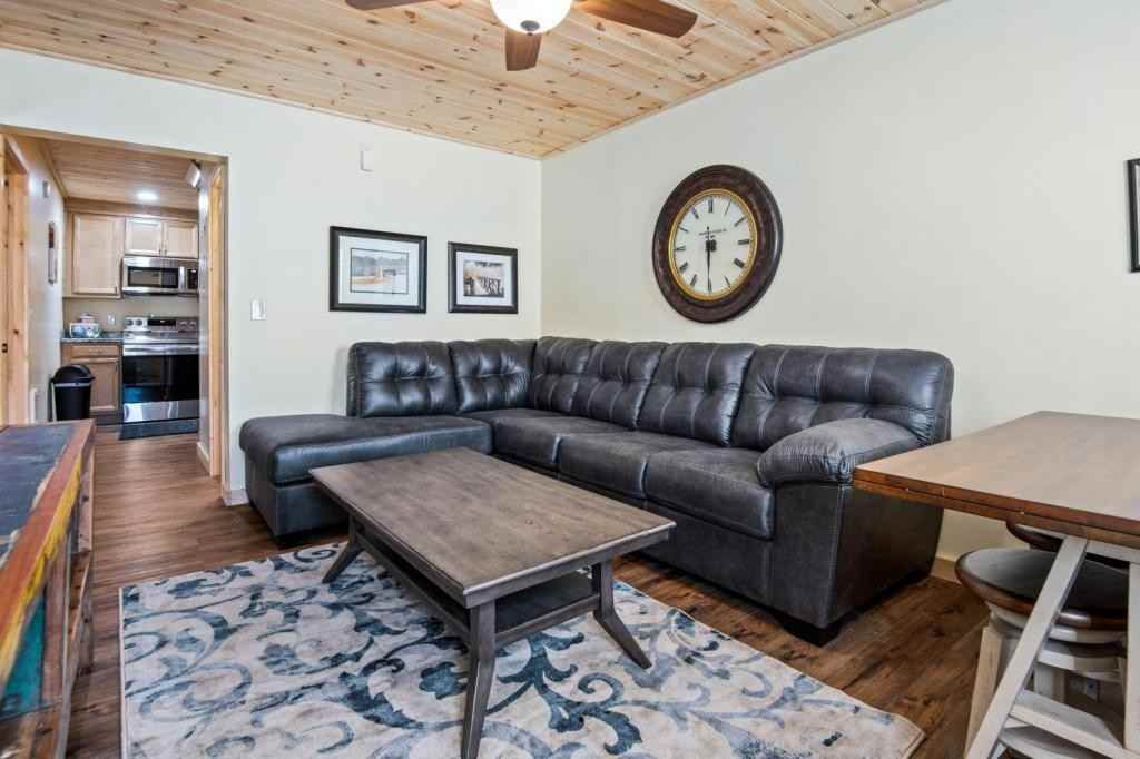 2710 Tynecastle Hwy - Photo 2 of 13