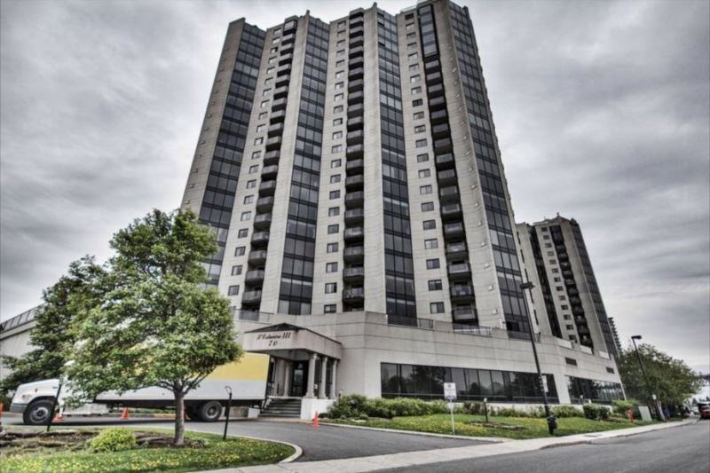 70 Rue de la Barre Apartments 70 Rue De La Barre, Longueuil, QC J4K