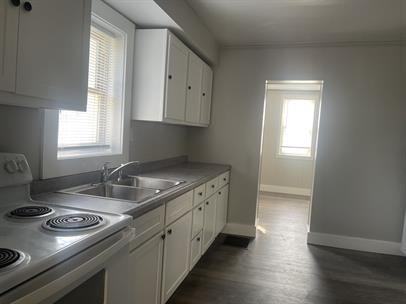 331 Randolph St - Photo 3 of 7