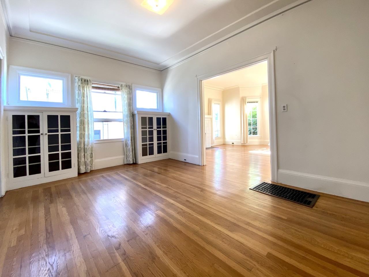 Shattuck Avenue #4 - Photo 5 of 21