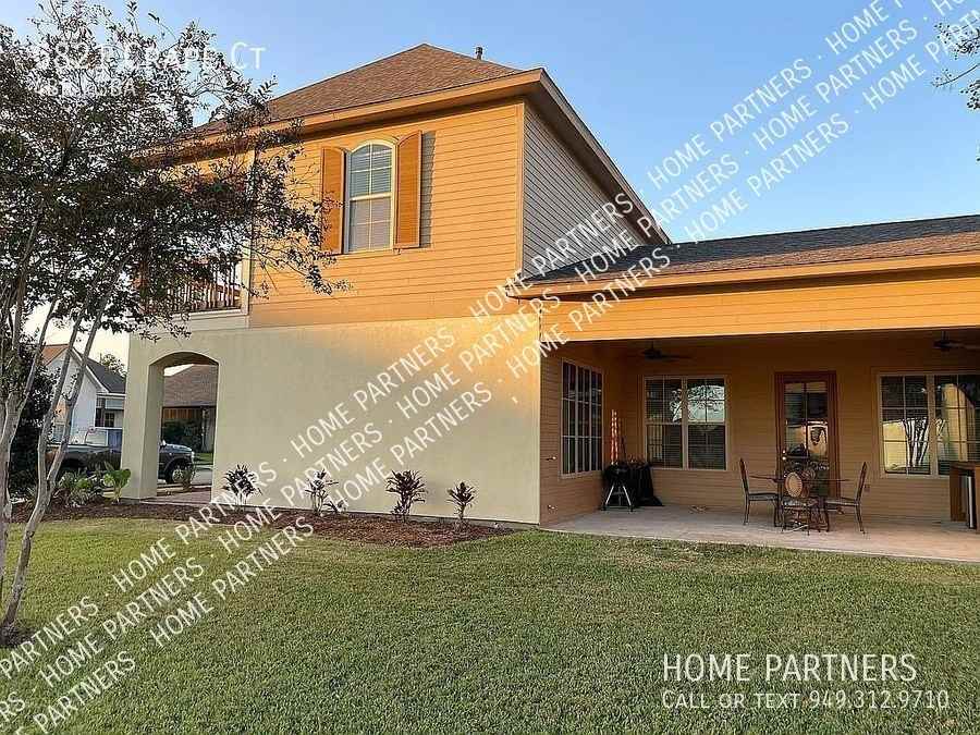 5821 Crape Ct - Photo 3 of 10