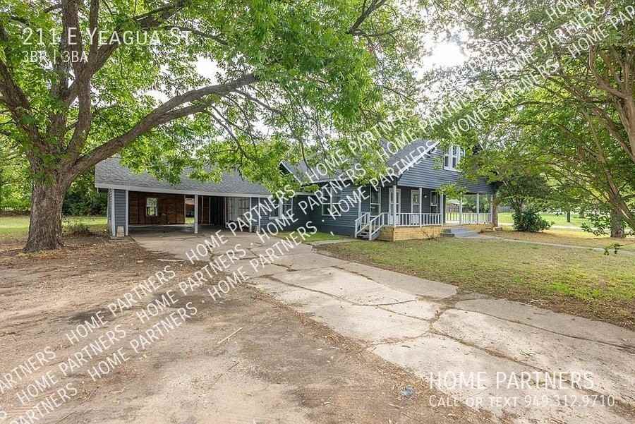 211 E Yeagua St - Photo 2 of 22