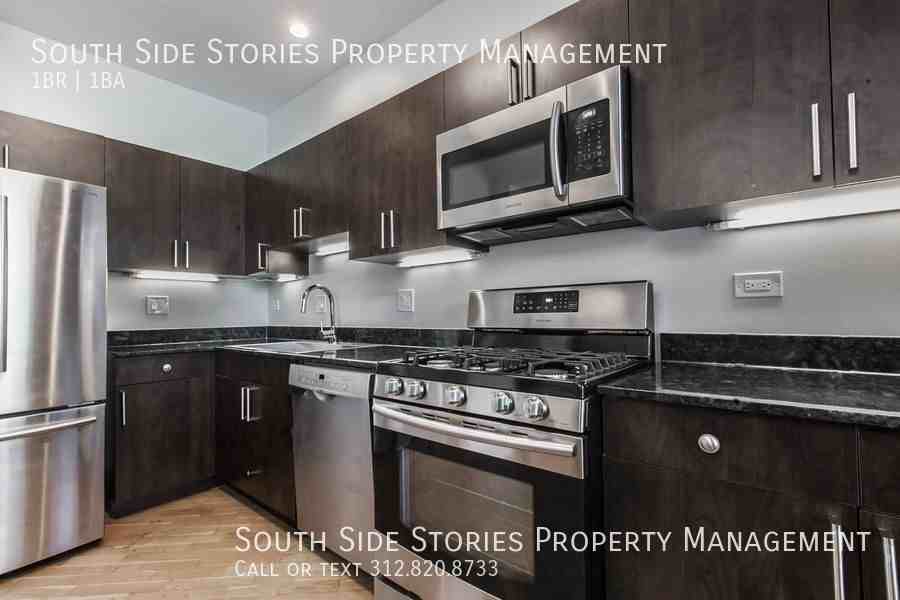 220 E 44th St #3 - Photo 6 of 17