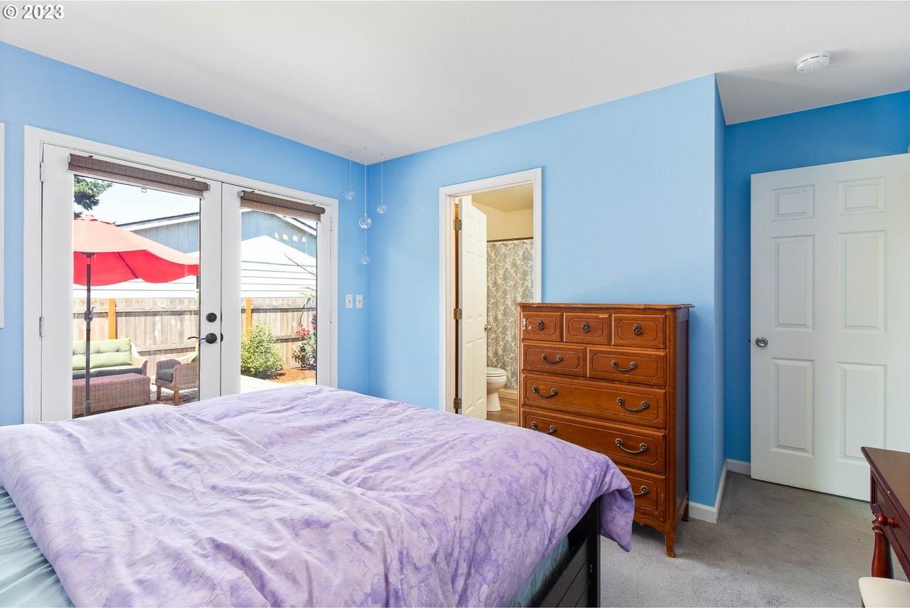3911 Se 97th Ave #NA - Photo 2 of 3