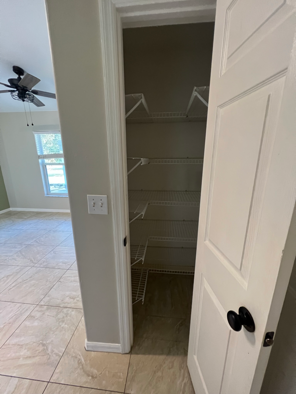 50 Spinnaker Cir - Photo 5 of 25