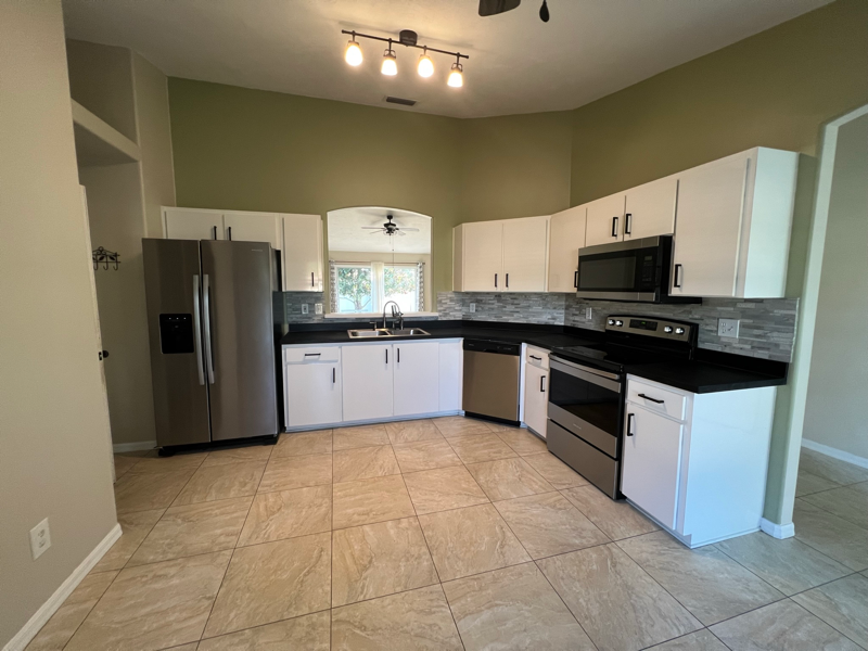 50 Spinnaker Cir - Photo 6 of 25