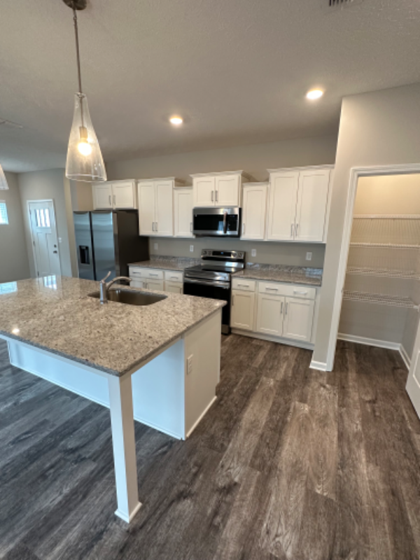 4321 Spyglass Dr - Photo 4 of 26