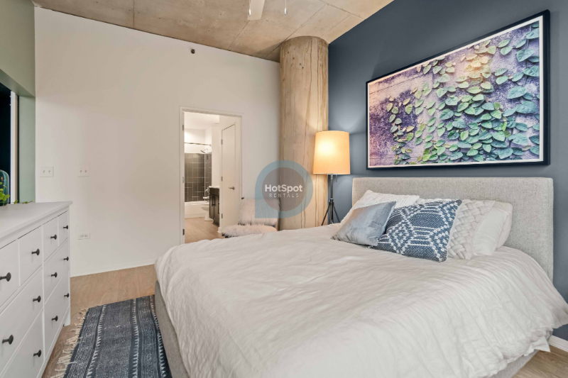 1409 S State St #1408 - Photo 7 of 11