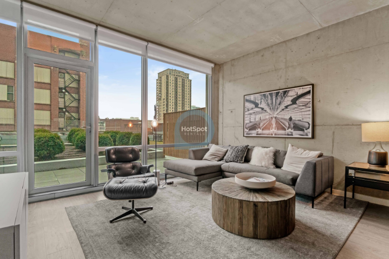 1407 South State Street #802 - Photo 2 of 8