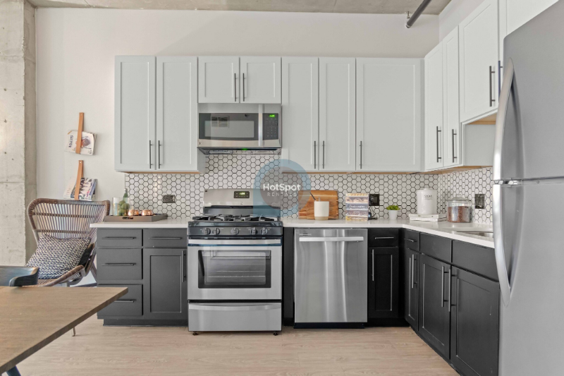 1407 South State Street #802 - Photo 5 of 8