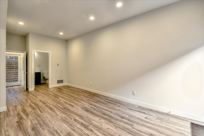 1919 24th Ave S #C - Photo 6 of 43