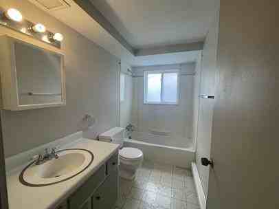 2144 Raymond Avenue - Photo 3 of 4