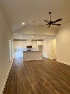 1013 G W Jackson Ave - Photo 2 of 13