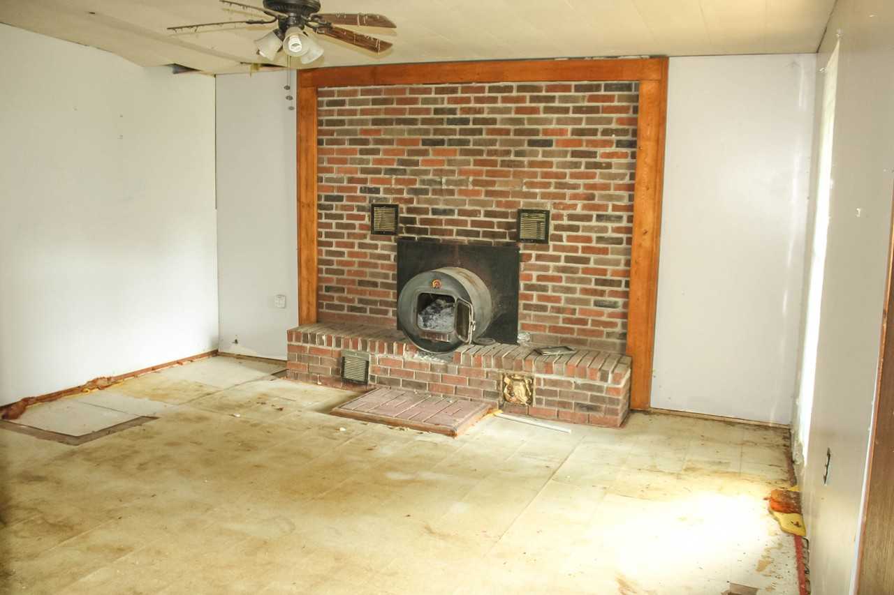 4220 Stewartsville Rd #1 - Photo 3 of 14