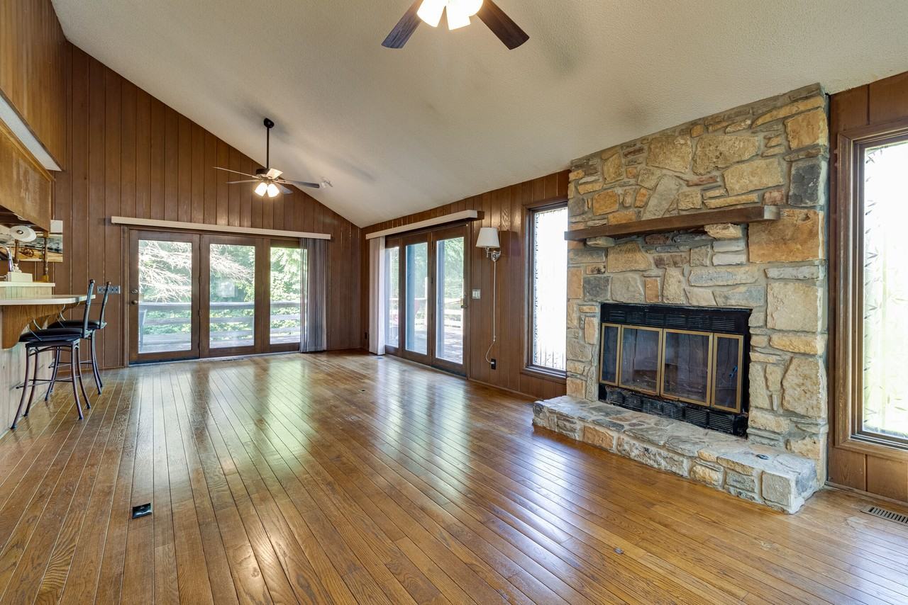 1233 Reelfoot Cir #1 - Photo 2 of 10