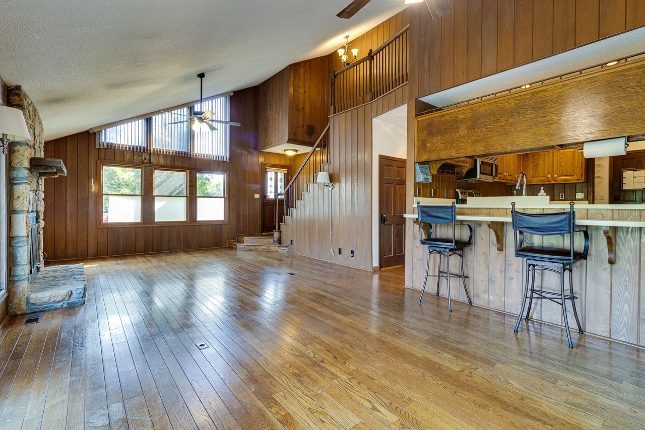 1233 Reelfoot Cir #1 - Photo 3 of 10