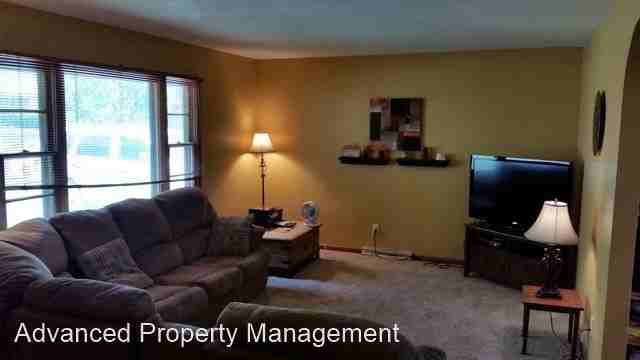 1716 Kenmar Dr - Photo 2 of 21
