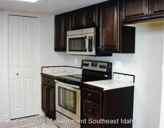 2125 Cassidy Dr - Photo 2 of 26