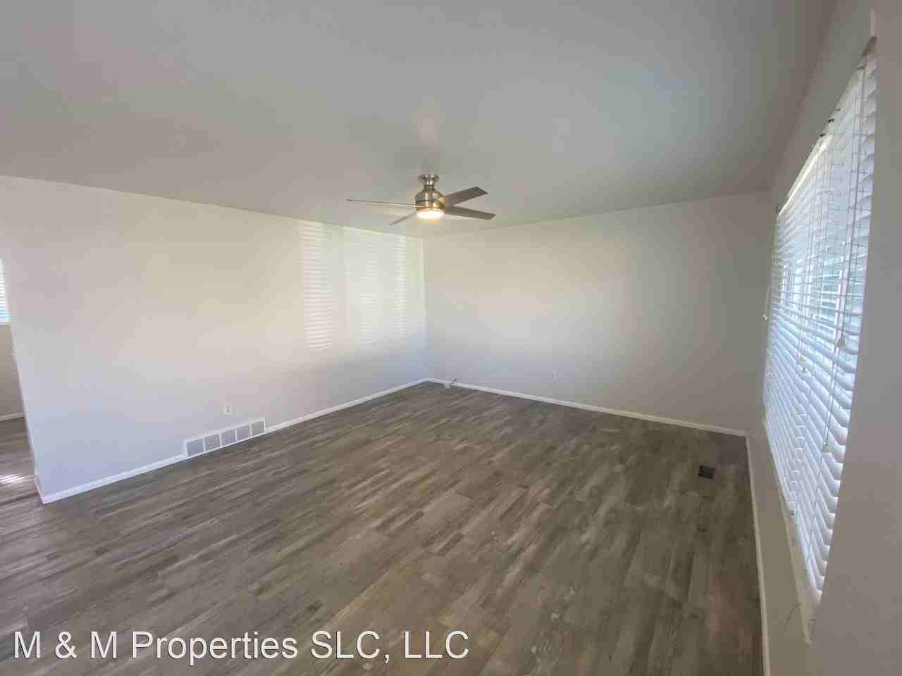 826 E 9630 S - Photo 3 of 31