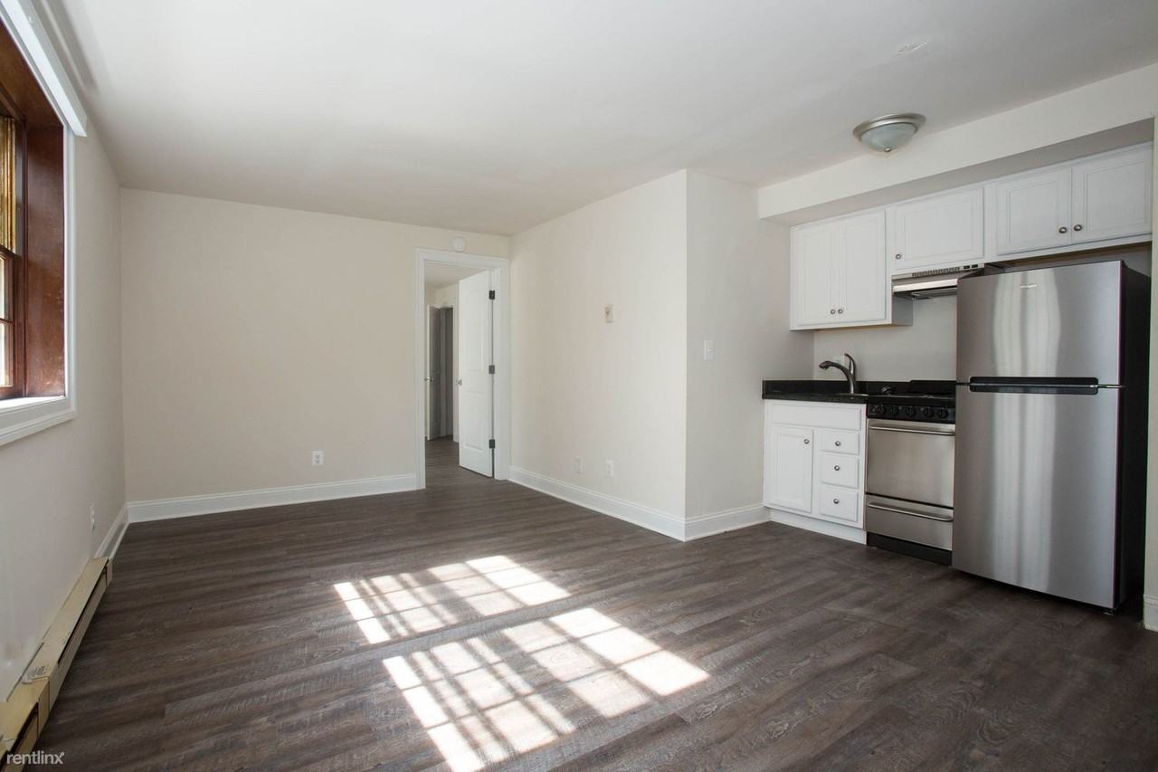 249 Stribling Avenue - Photo 3 of 5