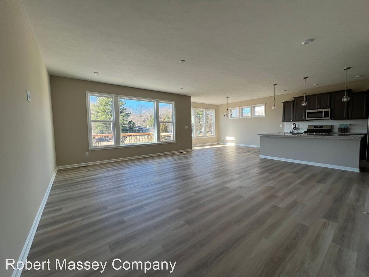 15926 Long Meadow Way - Photo 3 of 21