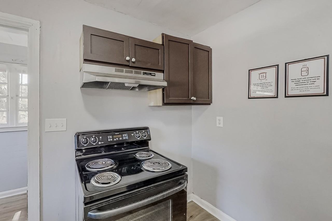 Campbellton Rd Sw - Photo 4 of 16