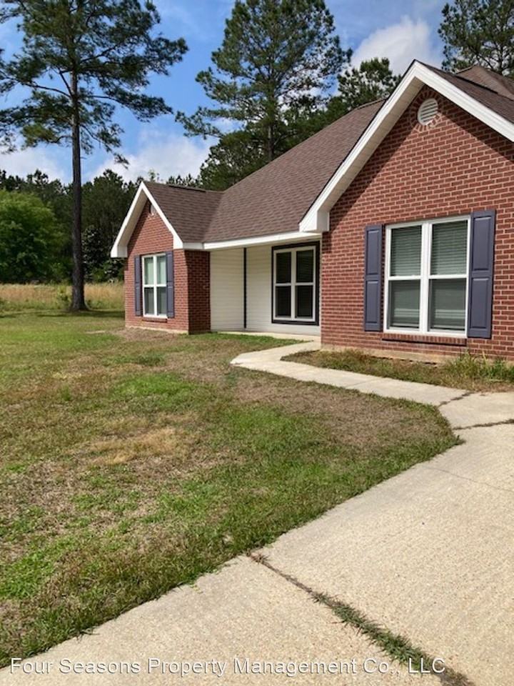 21543 E Edgewood Dr - Photo 2 of 19