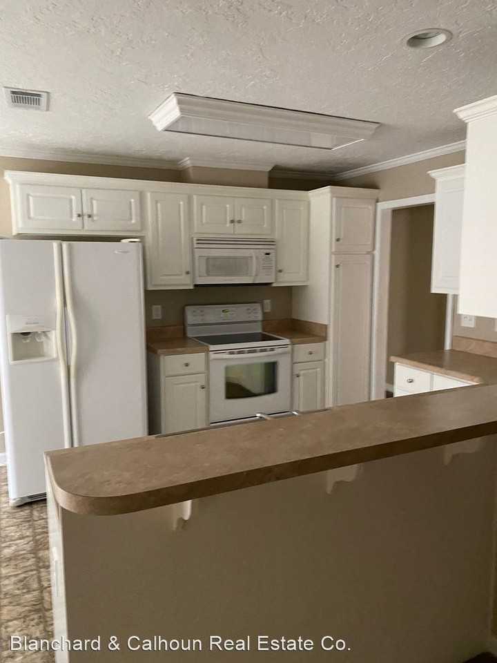 4631 Storey Mill Rd - Photo 3 of 13