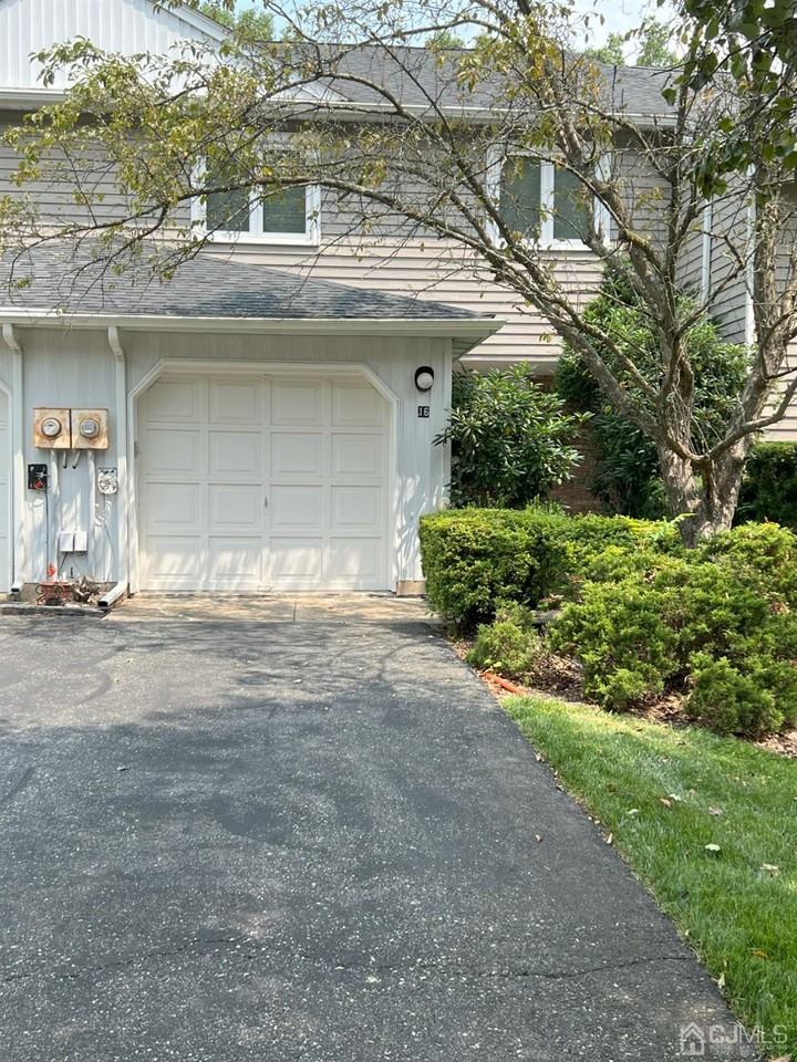 16 Stockton Ct - Photo 2 of 39